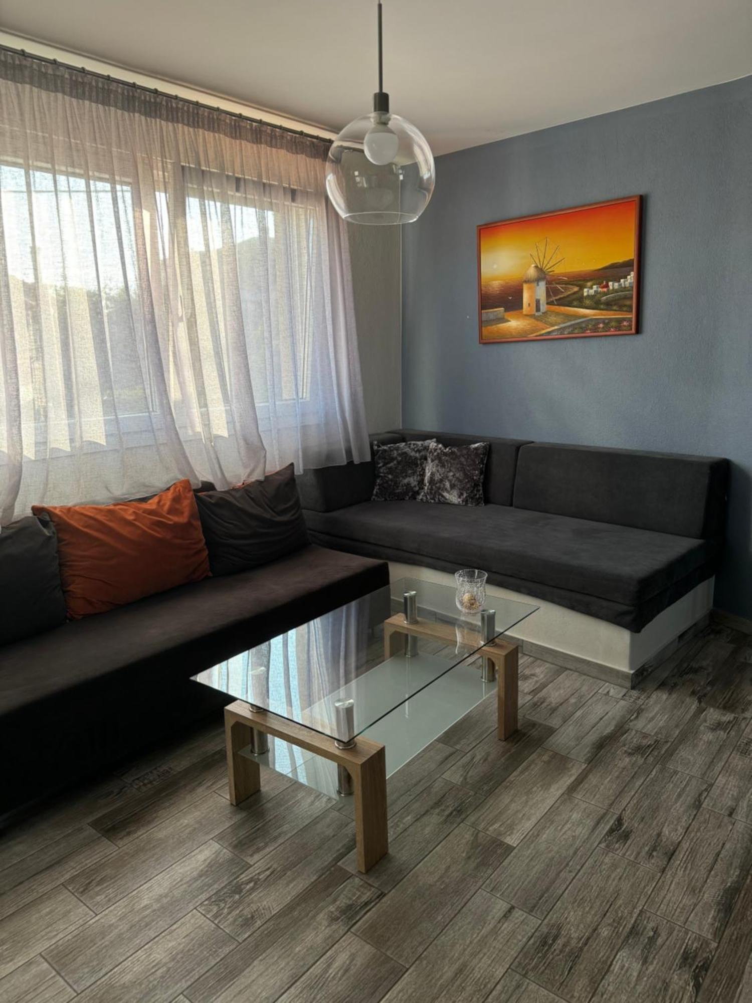 Private Modern Apartment Nea Roda Luaran gambar