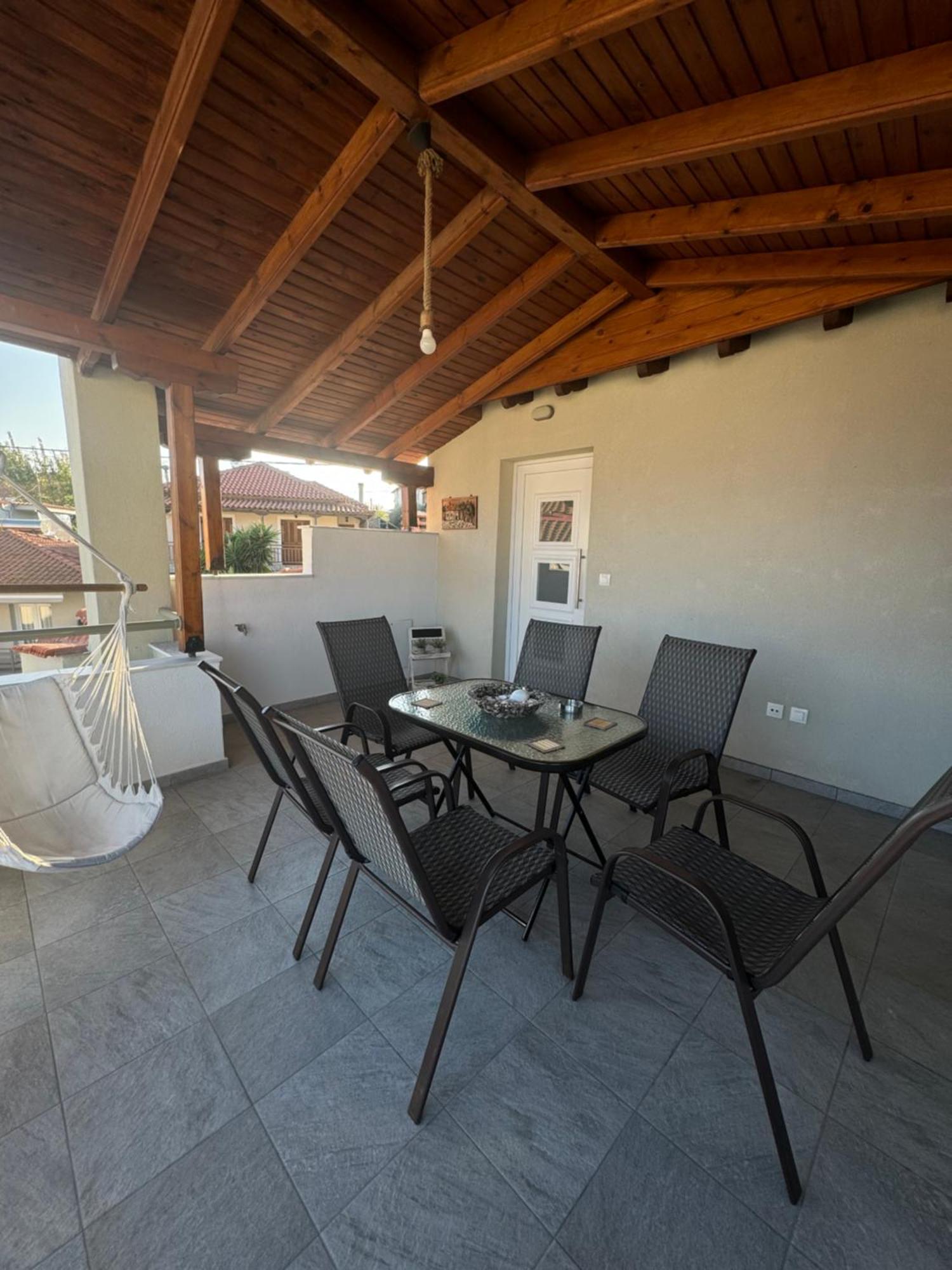 Private Modern Apartment Nea Roda Luaran gambar